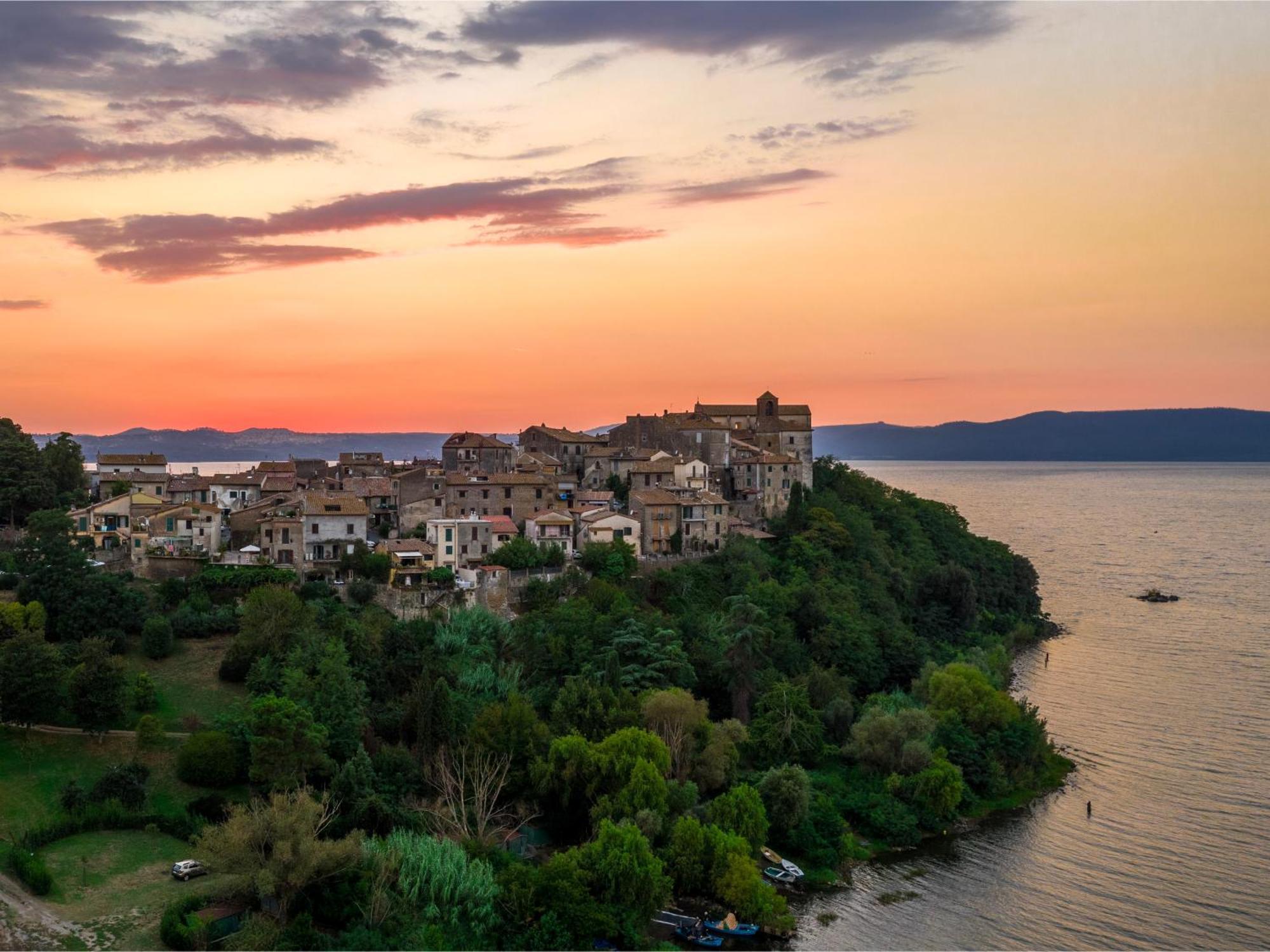 Apt Finestra Sul Castello, Vista Lago Wi-Fi Gratis Bracciano  Extérieur photo
